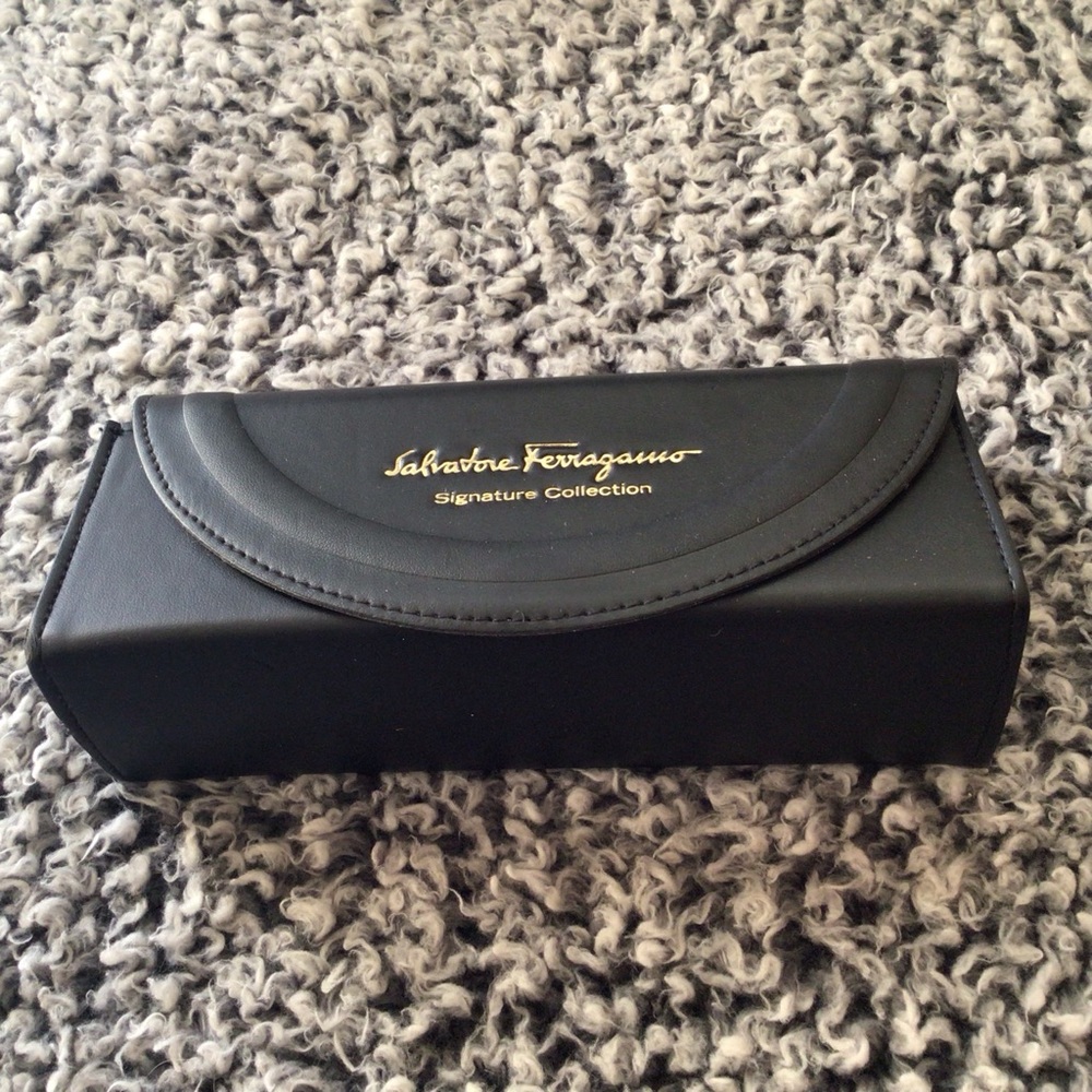 Salvatore Ferragamo Signature Collection Gancini Clutch and Slip Case - Picture 2 of 8
